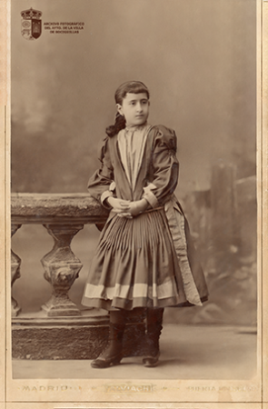 Enriqueta Esteban (1890)