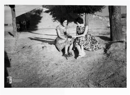 Ángeles de Lama y Tita García (1960)