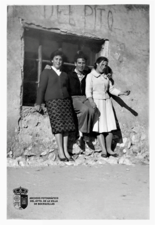 Lola, Esteban y Hontanares