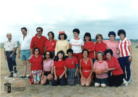 Liga de fútbol femenino en Turrubuelo IV, 1985