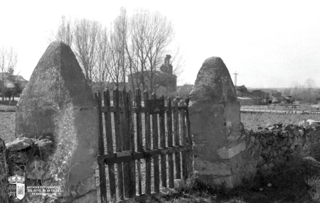 Carretera de Turrubuelo, Puerta de las eras