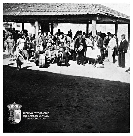 Plaza de España, fiesta sin identificar