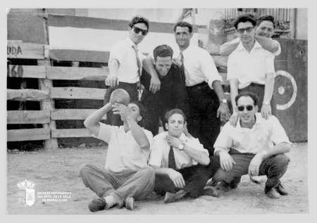 Toros en la Plaza de España III (1955)