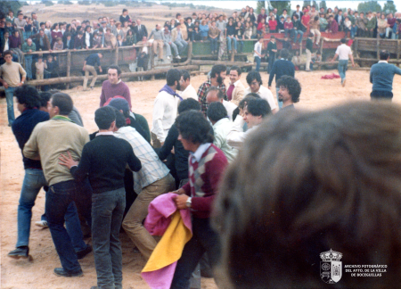 Vaquillas en la Plaza Ntra. Sra, del Rosario (1980)