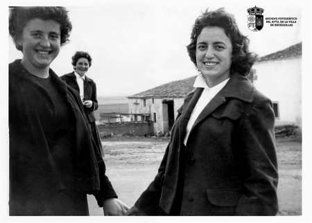 Lola González y Angelines