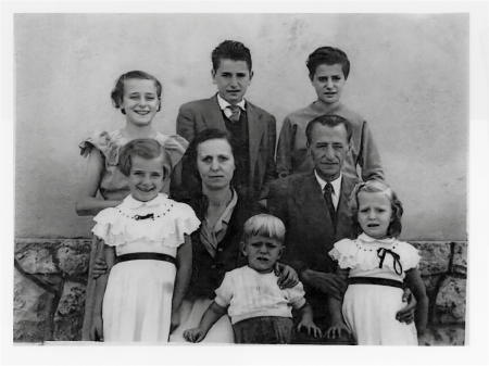 Mª Josefa, Jose Luis, Mª Luisa, Mª Jesús, Josefa Burgos, Antonio, Luis Álvarez y Carmina