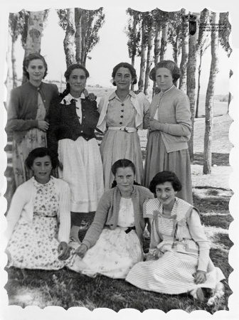Lola, Elisa, Tita, Milagros, Leyita y Teresa