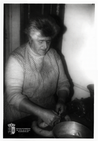 Elaboración de los embutidos. Carmen del Pozo