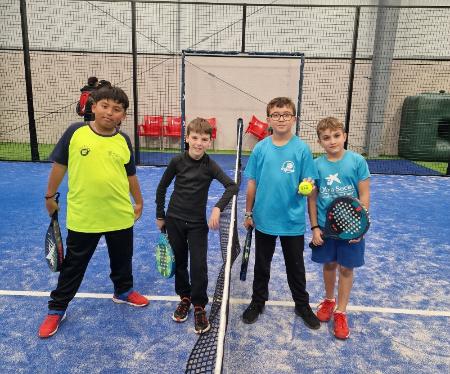 Los jugadores espinariegos brillan en la primera concentración de Pádel Escolar de la temporada 2024-2025