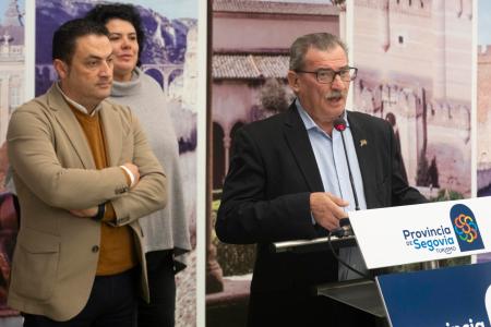 Turismo de la Diputación entrega los premios de la Fiesta del Vino y del Chocolate a cuatro bodegas segovianas