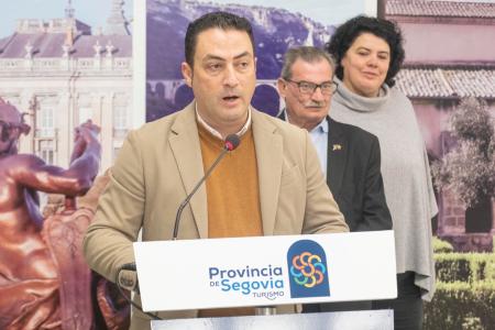 Turismo de la Diputación entrega los premios de la Fiesta del Vino y del Chocolate a cuatro bodegas segovianas
