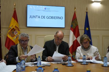 La Junta de Gobierno de la Diputación aprueba el reparto de casi 1’7 millones de euros entre municipios segovianos en el anticipo...