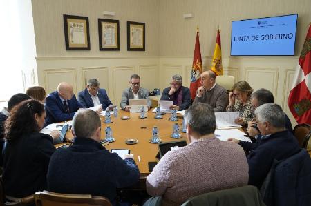 La Diputación dispone de 1.283.986 euros en la Caja Provincial de Cooperación, a través de la cual concedió préstamos a ocho ayuntamientos...