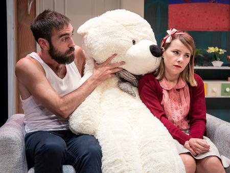 Los divertidos Jon Plazaola y Aitziber Garmendia serán un par de ‘Losers’ sobre el escenario del Teatro Juan Bravo