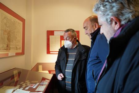 El presidente de la Diputación comprueba la mejoría del estado y aspecto de los pueblos gracias a las inversiones en pavimentación realizadas...