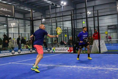 Jordan Cruz y Rodrigo Herrero y Sofía de Lucas y Lorena García vuelven a ganar en el Circuito Provincial de Pádel Indoor e inauguran su...