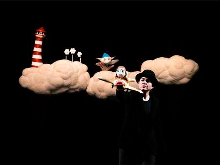 El Teatro Juan Bravo anima a las familias con niños pequeños a celebrar el Día de la Madre con Periferia Teatro y su ‘Nube, nube’